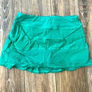 Medium Lululemon pace skirt in Kelly green.